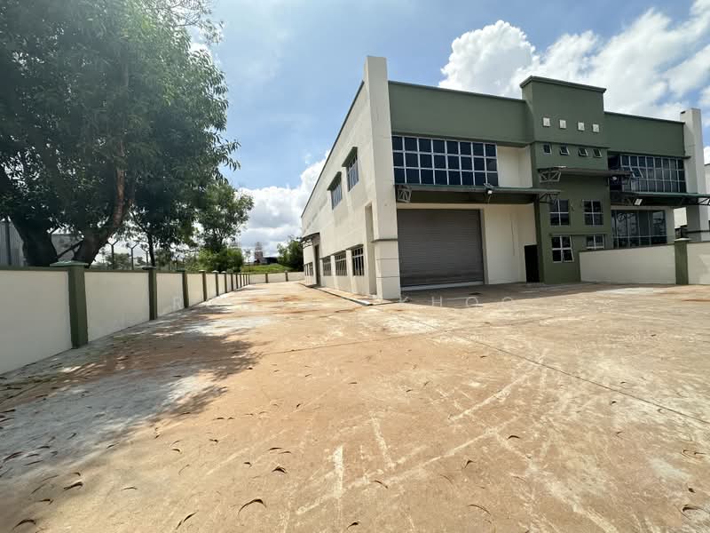 Semi-D Factory for Rent in Seksyen 34 (Shah Alam) - Ronald Khoo - Exterior - PropertyGuru.com.my