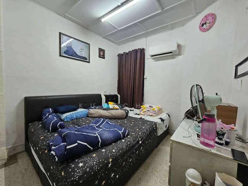 1-storey Terraced House for Sale in Taman Ungku Tun Aminah (Skudai) - Kuu Chin - Bedroom - PropertyGuru.com.my