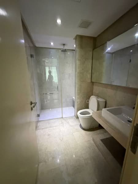 Service Residence for Sale at Hampshire Place - Dan Lo - Bathroom - PropertyGuru.com.my