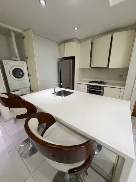 Service Residence for Sale at Hampshire Place - Dan Lo - Kitchen - PropertyGuru.com.my