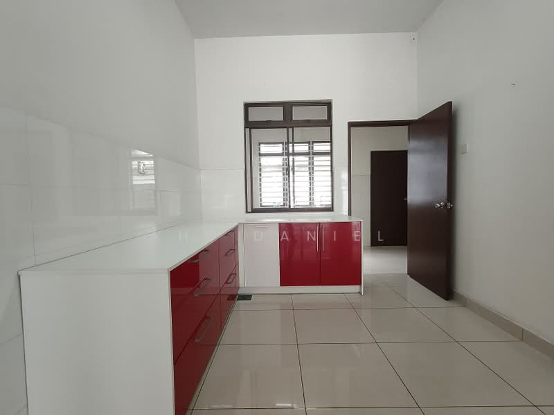 Rumah Teres untuk Disewa di Bandar Puteri Klang (Klang) - Kho Daniel - Kitchen - PropertyGuru.com.my