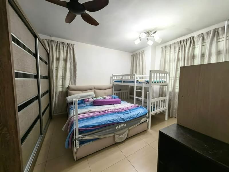 2-storey Terraced House for Sale in Taman Bestari Indah (Ulu Tiram) - Jason Tan - Bedroom - PropertyGuru.com.my
