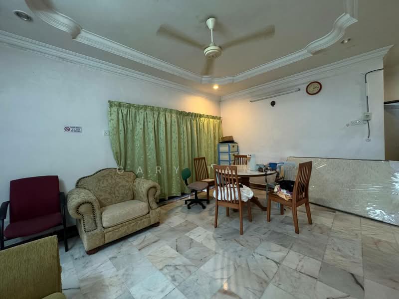 Bungalow for Sale in Kampung Sri Ampang (Ipoh) - Gary Tang - Living Room - PropertyGuru.com.my
