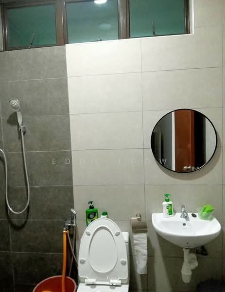 Rumah Berkembar untuk Disewa di Taman Limbongan Indah (Klebang) - Eddy Leow - Bathroom - PropertyGuru.com.my