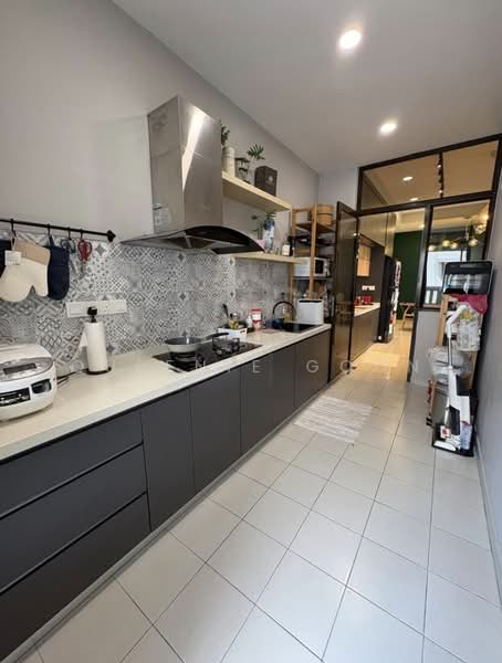Kondominium untuk Disewa di Logan Residency (Logan Mansion) - Queenie Goon - Kitchen - PropertyGuru.com.my