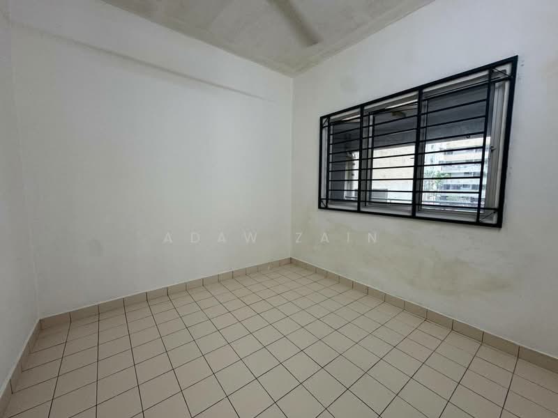 Apartment for Rent at Pangsapuri Mutiara Subang - Adaw Zain - Interior - PropertyGuru.com.my