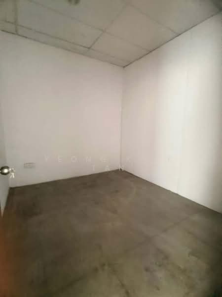 Shop for Sale in Bandar Melawati (Kuala Selangor) - Yeong Khek Tan - Interior - PropertyGuru.com.my