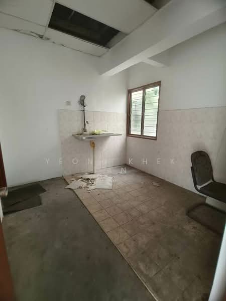 Shop for Sale in Bandar Melawati (Kuala Selangor) - Yeong Khek Tan - Interior - PropertyGuru.com.my