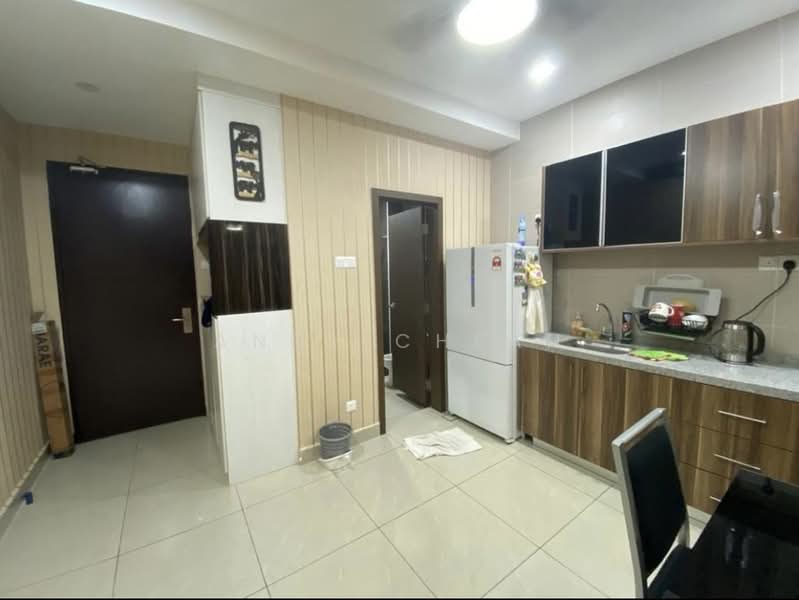 Service Residence for Sale at D'Secret Garden (Pangsapuri Kempas Indah) - Andy Cheah - Kitchen - PropertyGuru.com.my