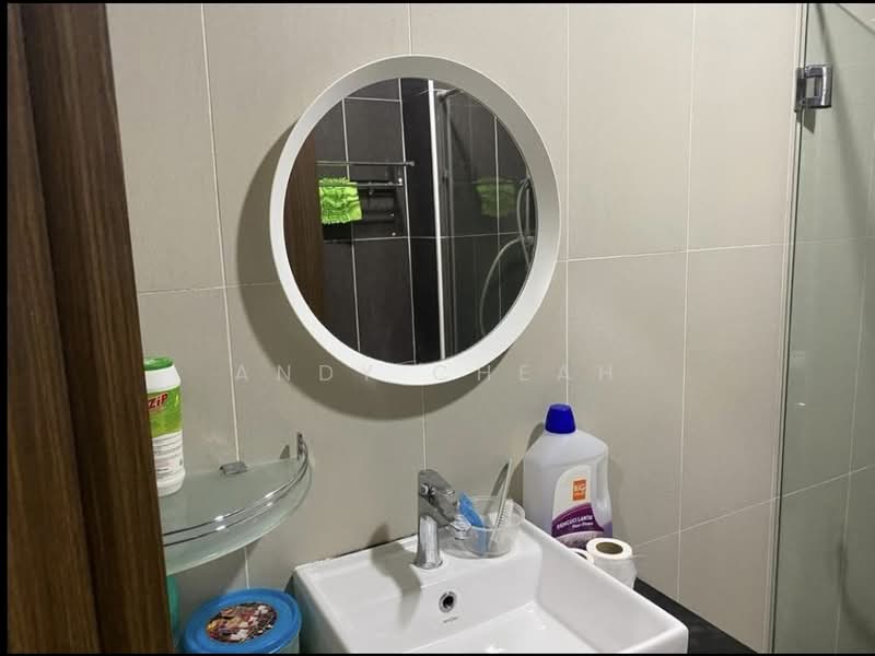 Service Residence for Sale at D'Secret Garden (Pangsapuri Kempas Indah) - Andy Cheah - Bathroom - PropertyGuru.com.my