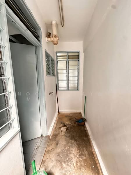 Apartment for Sale at Dahlia Apartment - Noor Hidayah Mohamad Noor - Corridor - PropertyGuru.com.my