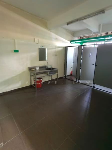 Semi-D Factory for Sale in Bandar Seri Alam (Masai) - Rachael Lew - Bathroom - PropertyGuru.com.my