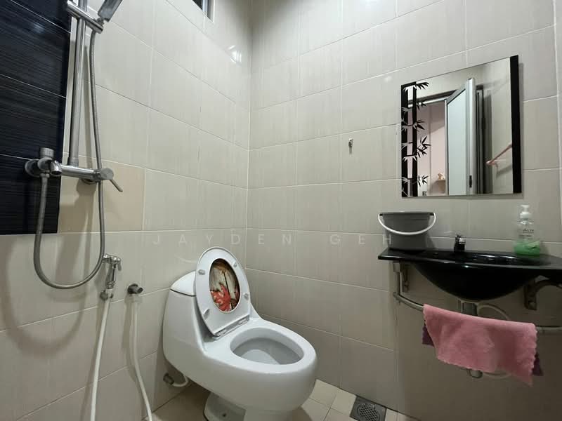 Semi-Detached House for Sale in Alor Setar (Kedah) - Jayden Geh - Bathroom - PropertyGuru.com.my
