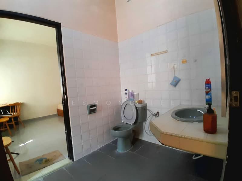 Condominium for Sale at Villamas - Desmond Lee - Bathroom - PropertyGuru.com.my