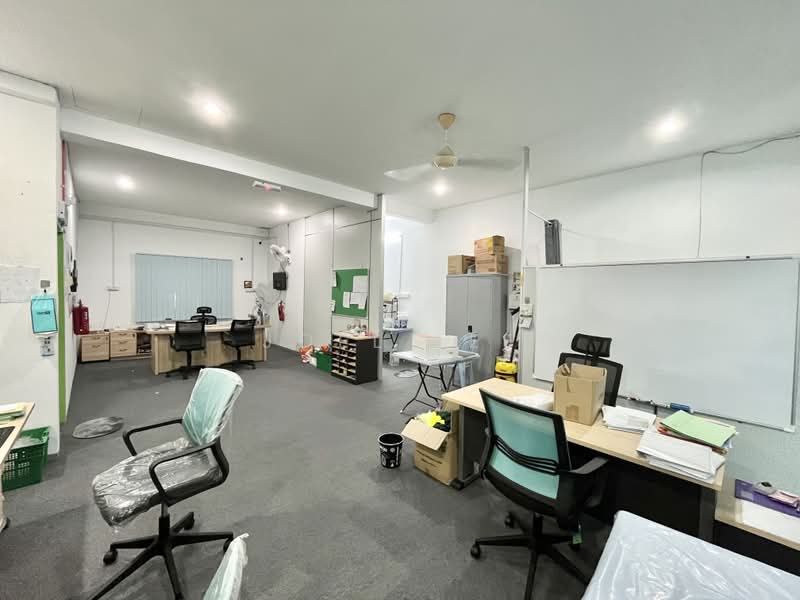 Terrace Factory for Sale in Bidor (Perak) - Joel Lee - Interior - PropertyGuru.com.my
