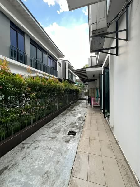Cluster House for Sale in Senibong (Permas Jaya) - Kuu Chin - Exterior - PropertyGuru.com.my