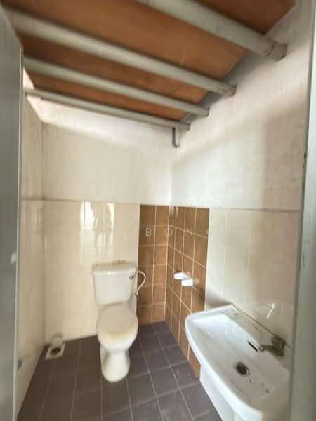 Shop / Office for Sale in Semabok (Melaka) - BL Bong - PropertyGuru.com.my
