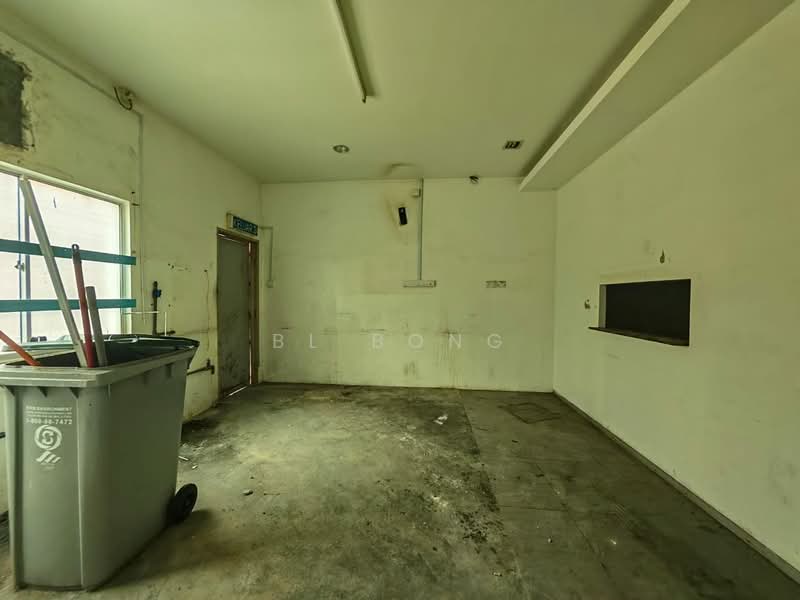 Shop / Office for Sale in Semabok (Melaka) - BL Bong - PropertyGuru.com.my