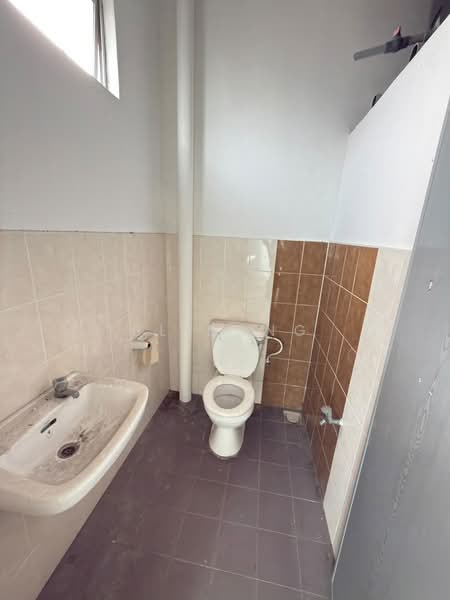Shop / Office for Sale in Semabok (Melaka) - BL Bong - PropertyGuru.com.my