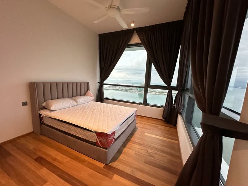 Service Residence for Sale at Marriott Residence @ Gurney - Elaine Yeoh - Bedroom - PropertyGuru.com.my