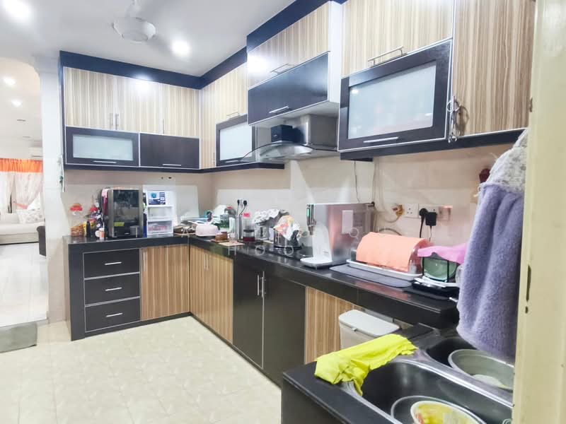 Rumah Teres 2 Tingkat untuk Dijual di Bandar Botanic (Klang) - Liza Tieo Quek Hoon - Kitchen - PropertyGuru.com.my