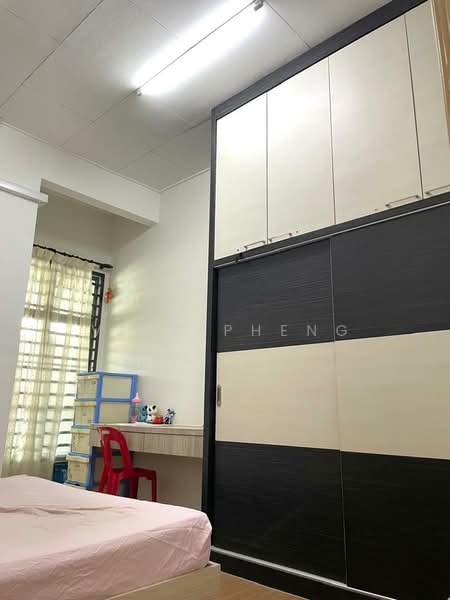 1-storey Terraced House for Sale in Bukit Katil (Melaka) - Vinc Pheng - Bedroom - PropertyGuru.com.my