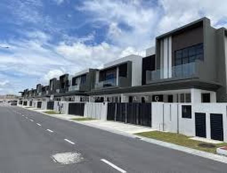 2-storey Terraced House for Sale in Taman Sutera Utama (Skudai) - Jason Tang - Exterior - PropertyGuru.com.my