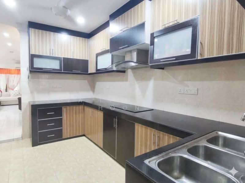 Rumah Teres 2 Tingkat untuk Dijual di Bandar Botanic (Klang) - Liza Tieo Quek Hoon - Kitchen - PropertyGuru.com.my
