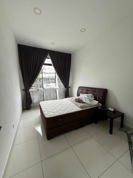 Rumah Teres 2 Tingkat untuk Dijual di Eco Summer (Johor Bahru) - Tommy Tai - Bedroom - PropertyGuru.com.my