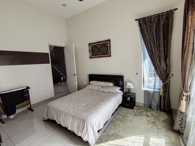 Semi-Detached House for Sale in Taman Kluang Indah (Kluang) - Azlina Muslim - Bedroom - PropertyGuru.com.my