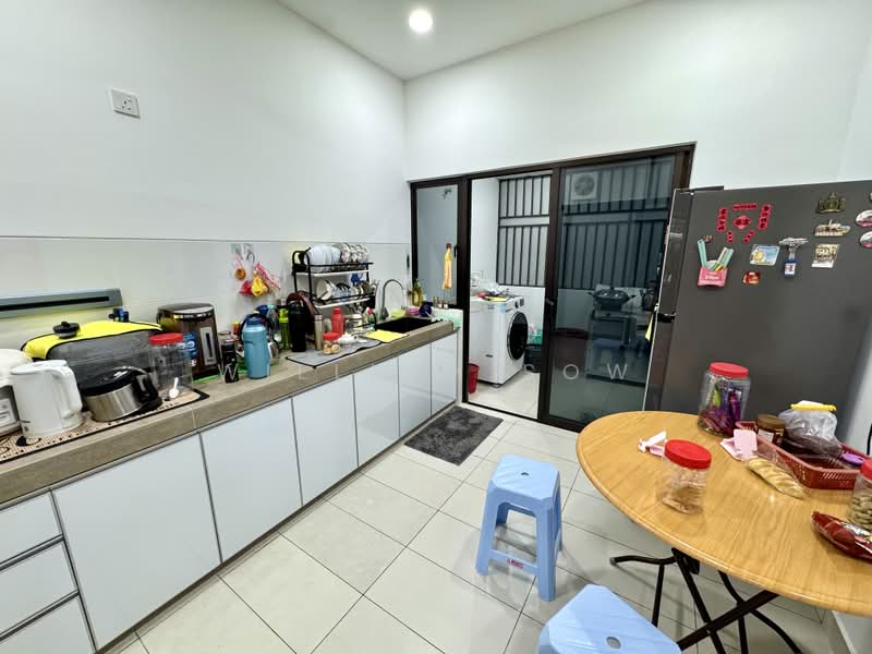 Rumah Teres 2 Tingkat untuk Dijual di Bandar Bukit Raja (Klang) - William Sow - Dry Kitchen - PropertyGuru.com.my