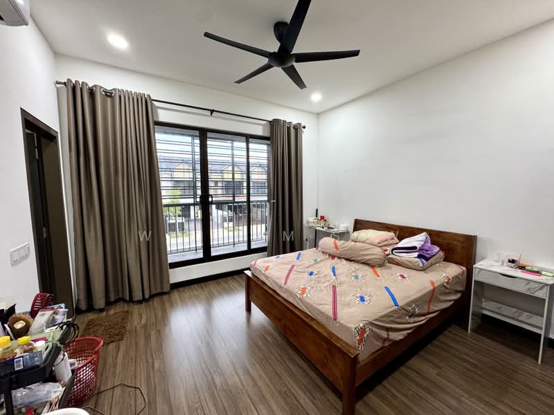 Rumah Teres 2 Tingkat untuk Dijual di Bandar Bukit Raja (Klang) - William Sow - Master Bedroom - PropertyGuru.com.my