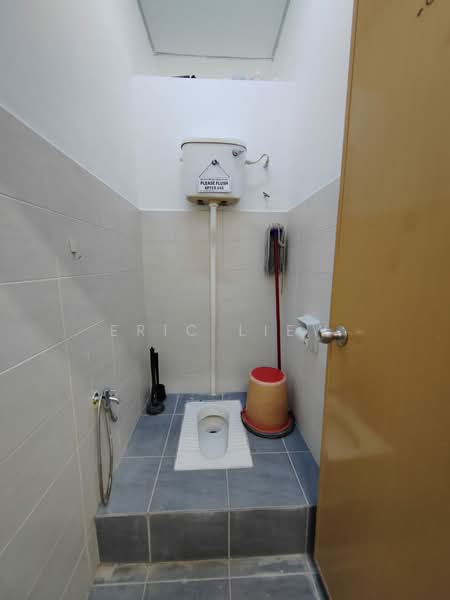 Shop for Rent in Bandar Mahkota Cheras (Cheras) - Eric Liew - Bathroom - PropertyGuru.com.my