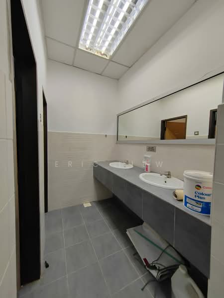 Shop for Rent in Bandar Mahkota Cheras (Cheras) - Eric Liew - Bathroom - PropertyGuru.com.my