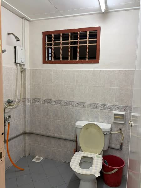 Rumah Teres 2 Tingkat untuk Disewa di Taman Mount Austin (Tebrau) - Shereen Wong - Bathroom - PropertyGuru.com.my