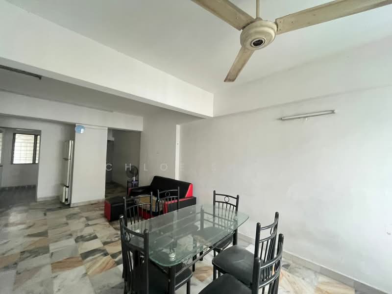 Kondominium untuk Dijual di Seri Mas Condominium - Chloe Shum - Living Room - PropertyGuru.com.my