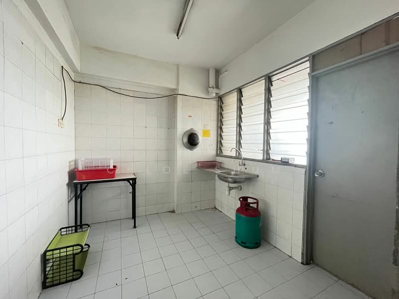 Kondominium untuk Dijual di Seri Mas Condominium - Chloe Shum - Kitchen - PropertyGuru.com.my
