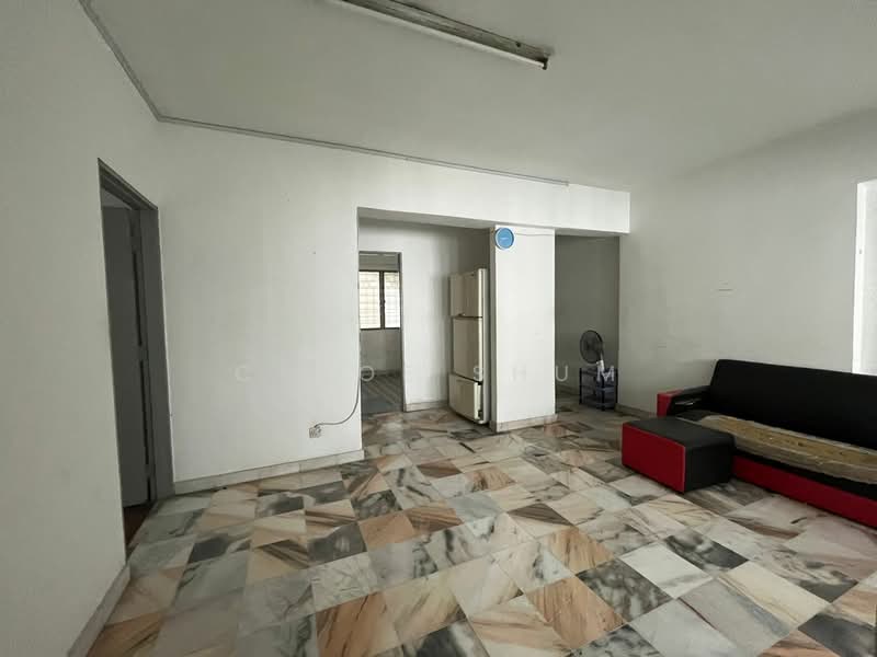 Kondominium untuk Dijual di Seri Mas Condominium - Chloe Shum - Living Room - PropertyGuru.com.my
