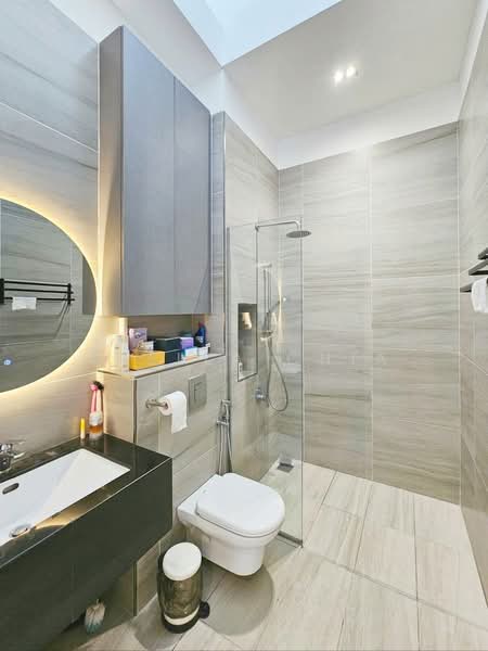Cluster House for Sale in Johor Bahru (Johor) - Stella Chia - Bathroom - PropertyGuru.com.my