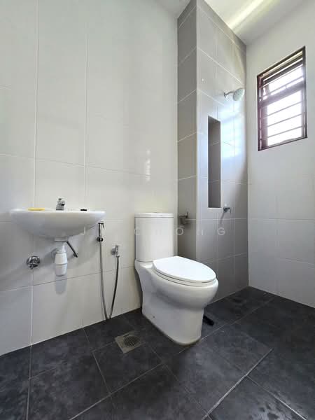 Rumah Kluster untuk Disewa di Setia Ecohill (Semenyih) - JX Chong - Bathroom - PropertyGuru.com.my