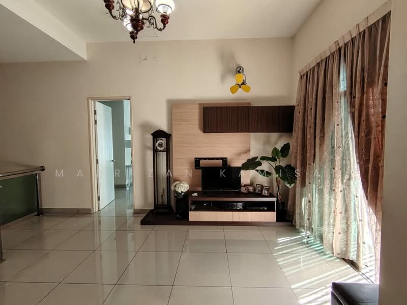 Semi-Detached House for Sale in Taman Kluang Indah (Kluang) - MAZRIZAN KAMISAN - PropertyGuru.com.my