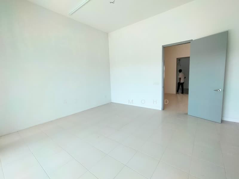 2-storey Terraced House for Sale in Bandar Rimbayu (Telok Panglima Garang) - Azhar Mohd - Interior - PropertyGuru.com.my
