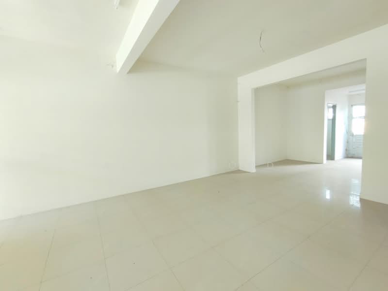 2-storey Terraced House for Sale in Bandar Rimbayu (Telok Panglima Garang) - Azhar Mohd - Interior - PropertyGuru.com.my