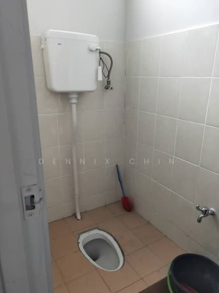 Shop / Office for Rent in Senawang (Negeri Sembilan) - Dennix Chin - Bathroom - PropertyGuru.com.my