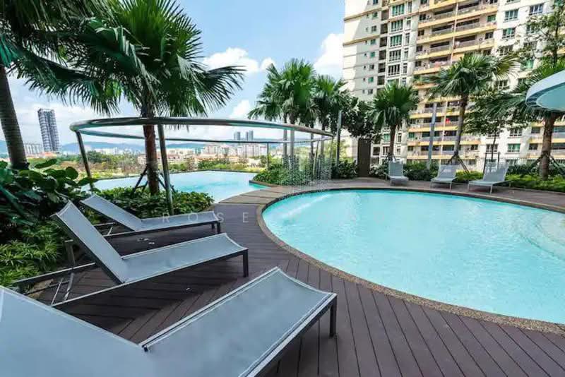 Service Residence for Sale at Parc 3 - Rose Wong - Pool - PropertyGuru.com.my