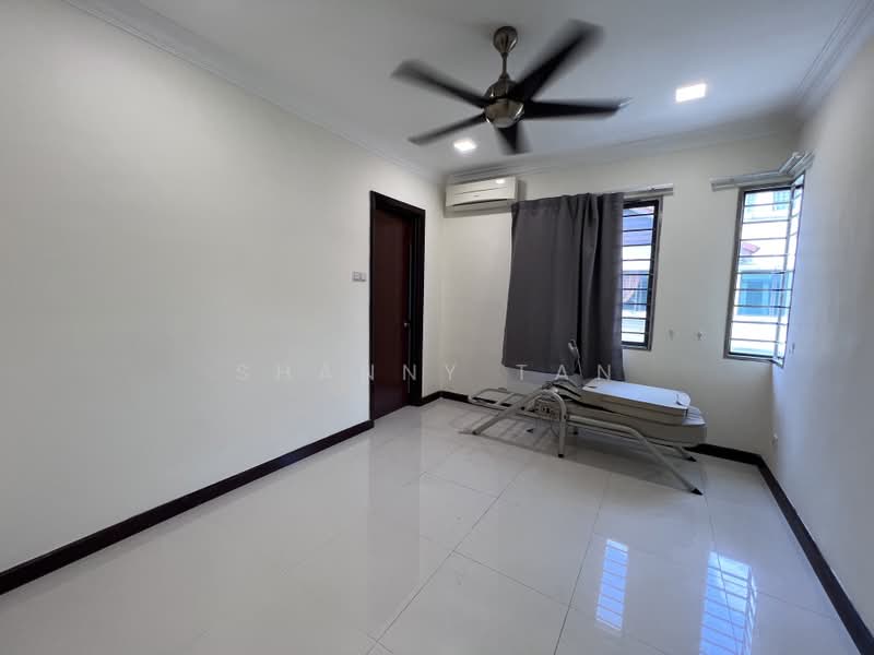 Semi-Detached House for Sale in Bandar Sungai Long (Selangor) - Shanny Tan - Bedroom - PropertyGuru.com.my