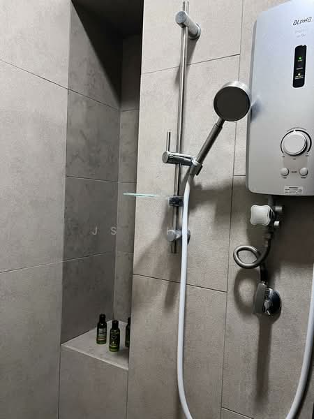 Servis Apartment untuk Disewa di Jadite Suites - JS CHUA - Bathroom - PropertyGuru.com.my