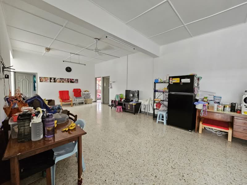 Bungalow for Sale in Batu 9 (Cheras) - ChaoLim . - Living Room - PropertyGuru.com.my