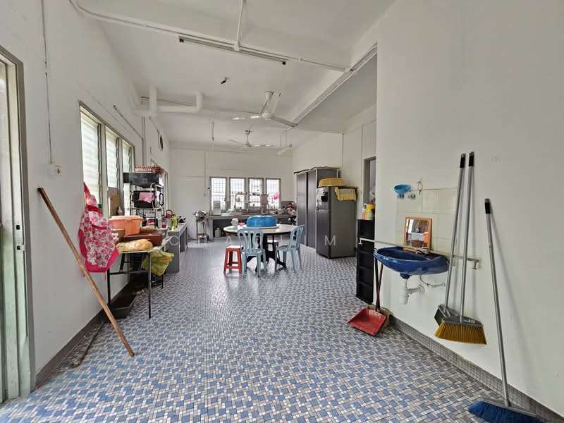 Bungalow for Sale in Batu 9 (Cheras) - ChaoLim . - Kitchen - PropertyGuru.com.my