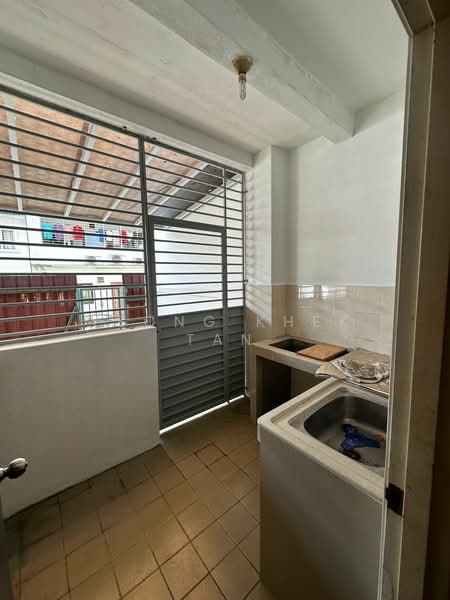 2-storey Terraced House for Sale in Kota Emerald (Rawang) - Yeong Khek Tan - Balcony - PropertyGuru.com.my